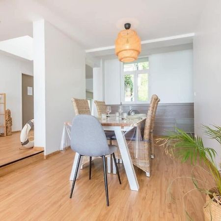 Les Pieds Dans L'Eau - Bel Appartement - Vue Mer Канкаль Экстерьер фото