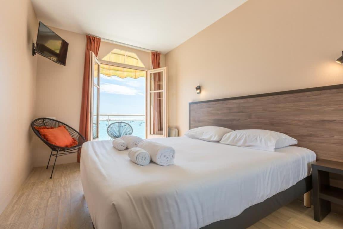 Les Pieds Dans L'Eau - Bel Appartement - Vue Mer Канкаль Экстерьер фото